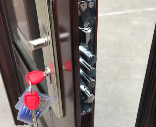 防盗门密码锁改密码复杂吗